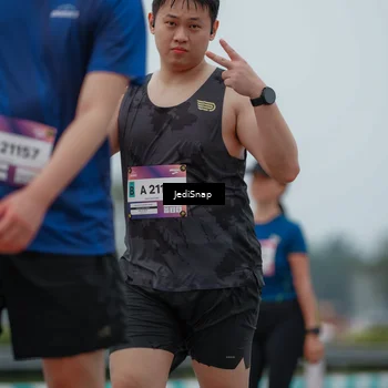 Runner Photo 7525935