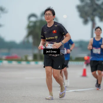 Runner Photo 7525970
