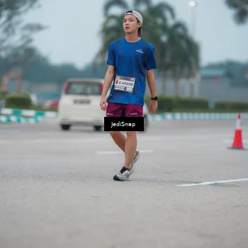 Runner Photo 7525992