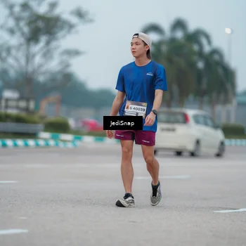 Runner Photo 7525997