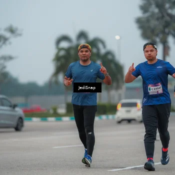Runner Photo 7526001