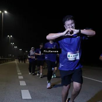 Runner Photo 7526032