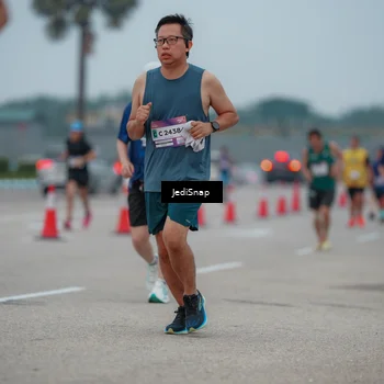 Runner Photo 7526038