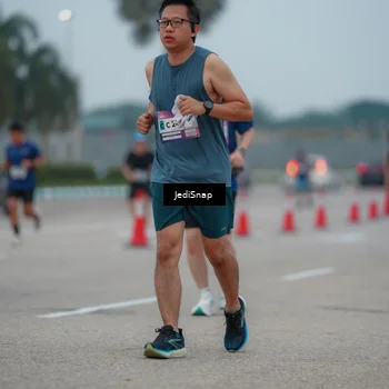 Runner Photo 7526041