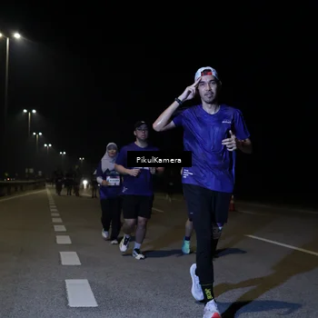 Runner Photo 7526059