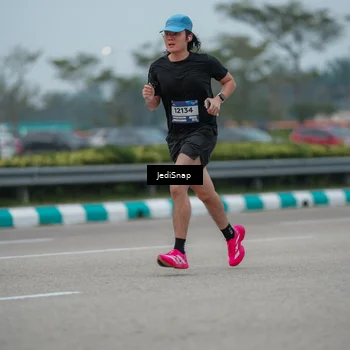Runner Photo 7526063