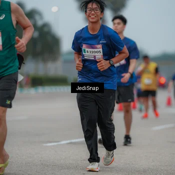Runner Photo 7526081