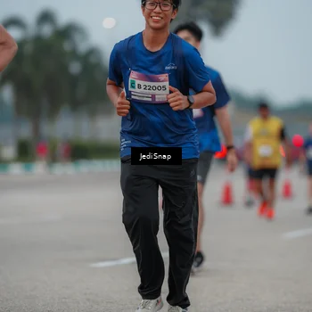 Runner Photo 7526085