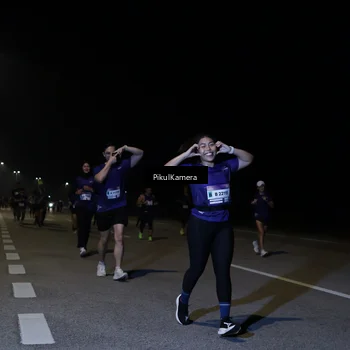 Runner Photo 7526088