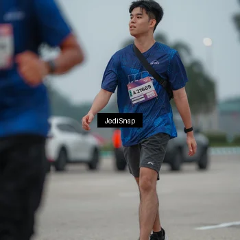 Runner Photo 7526094