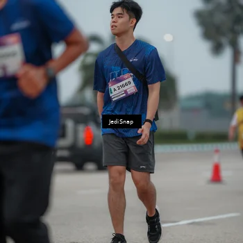 Runner Photo 7526097