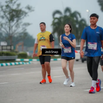 Runner Photo 7526122