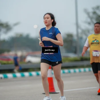 Runner Photo 7526132