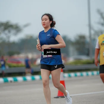 Runner Photo 7526134