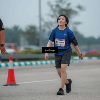 Runner Photo 7526138