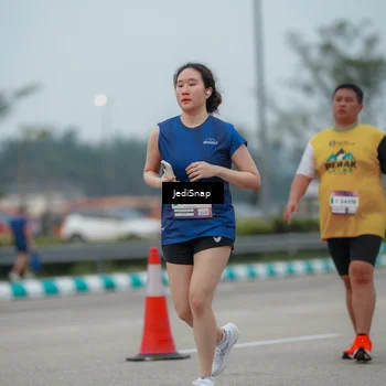 Runner Photo 7526139