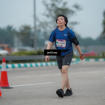 Runner Photo 7526166