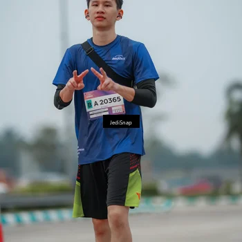Runner Photo 7526168