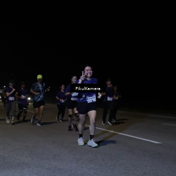 Runner Photo 7526173