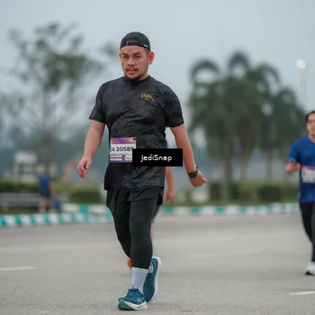 Runner Photo 7526206