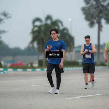 Runner Photo 7526209