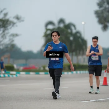 Runner Photo 7526213