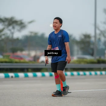 Runner Photo 7526215