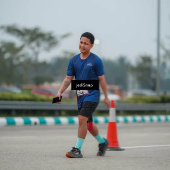 Runner Photo 7526216