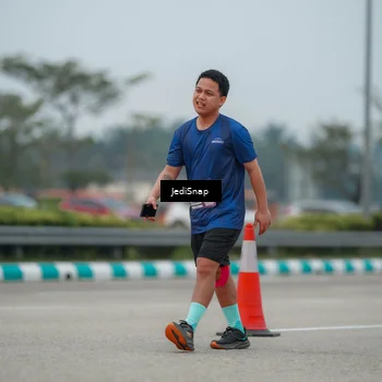 Runner Photo 7526218