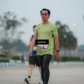 Runner Photo 7526224