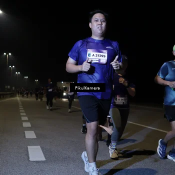 Runner Photo 7526231