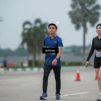 Runner Photo 7526235