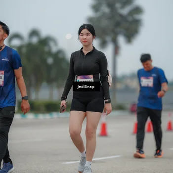 Runner Photo 7526237