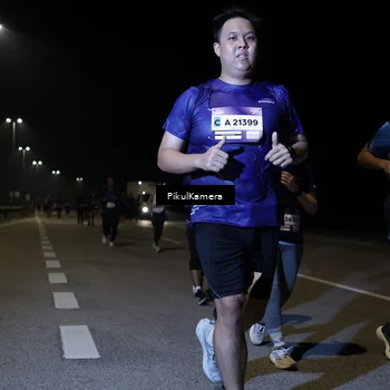 Runner Photo 7526240