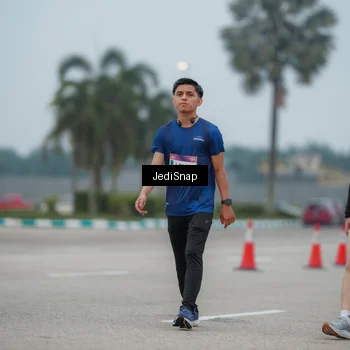 Runner Photo 7526247