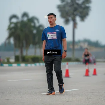 Runner Photo 7526254