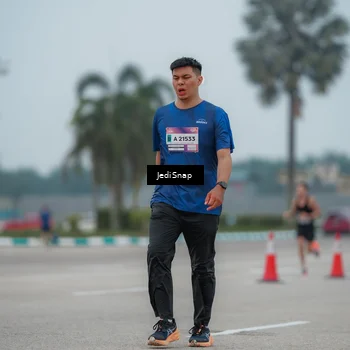Runner Photo 7526269