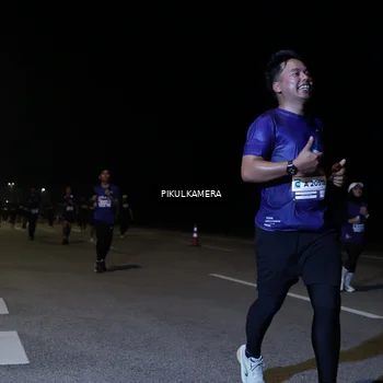 Runner Photo 7526284