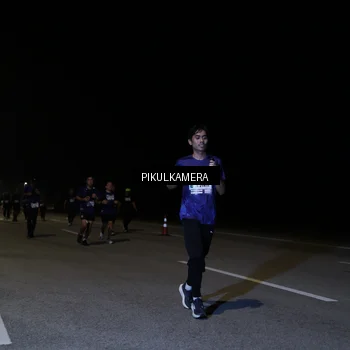 Runner Photo 7526294