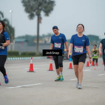 Runner Photo 7526310