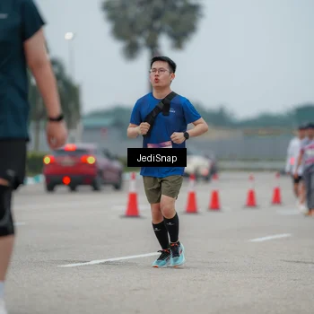Runner Photo 7526345