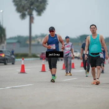 Runner Photo 7526355