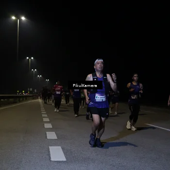 Runner Photo 7526361