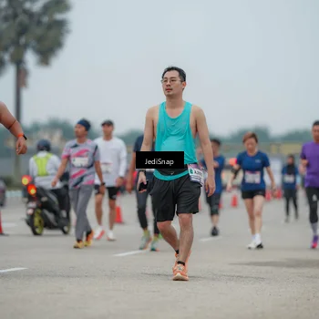 Runner Photo 7526362