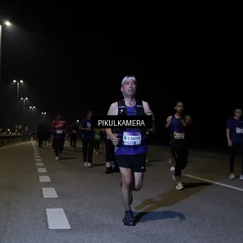 Runner Photo 7526373