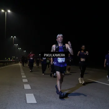 Runner Photo 7526374