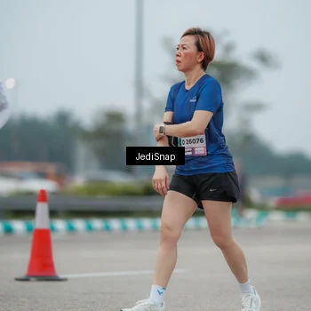 Runner Photo 7526381