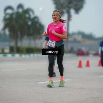 Runner Photo 7526385