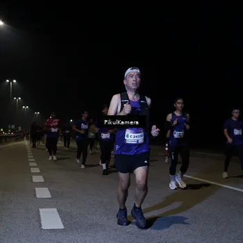 Runner Photo 7526389
