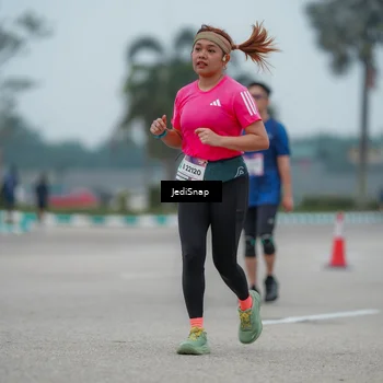 Runner Photo 7526391